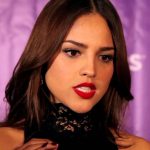 Eiza Gonzalez plastic surgery 31