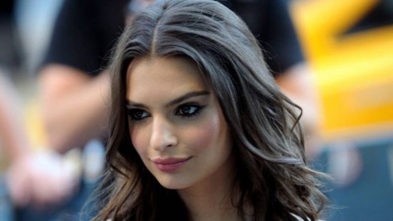 Emily Ratajkowski Plastic surgery procedures for young model