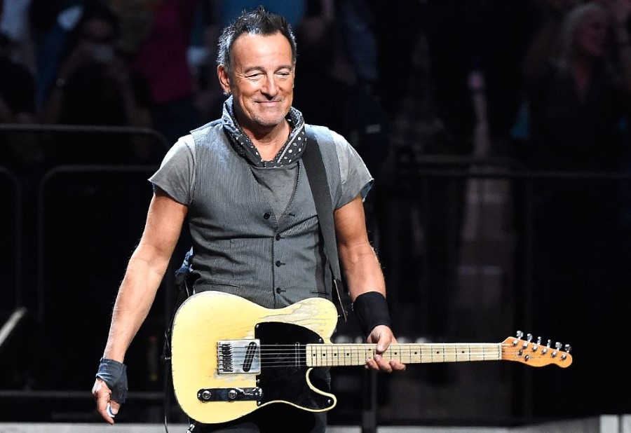 Bruce Springsteen plastic surgery (29) – Celebrity plastic surgery online