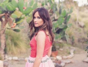 Kacey Musgraves plastic surgery (1)