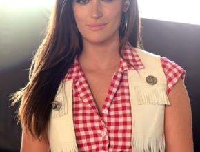 Kacey Musgraves plastic surgery (20)